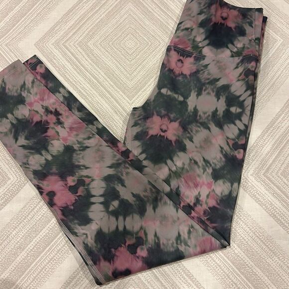 Beach Riot Women’s Full Length Floral/Tie Dye Pink & Green Leggings